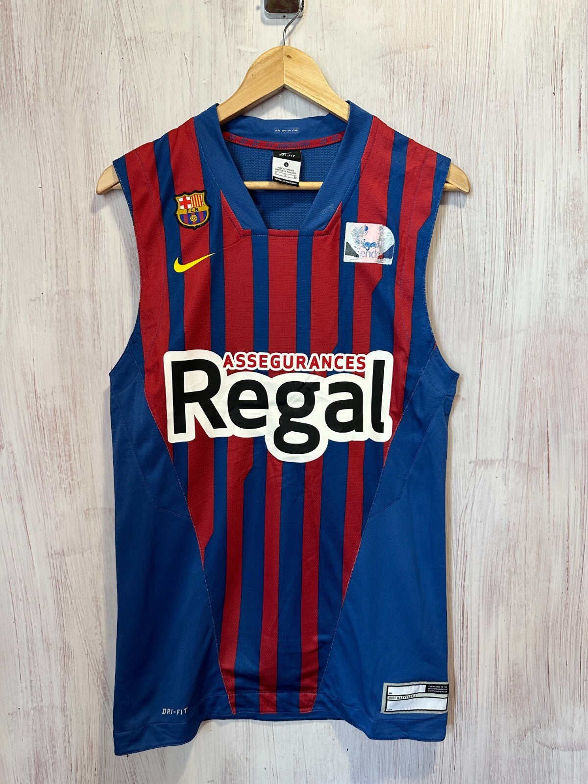 Barcelona 2011 2012 Nike Size S basketball shirt jersey kit Barca 11/12 Small