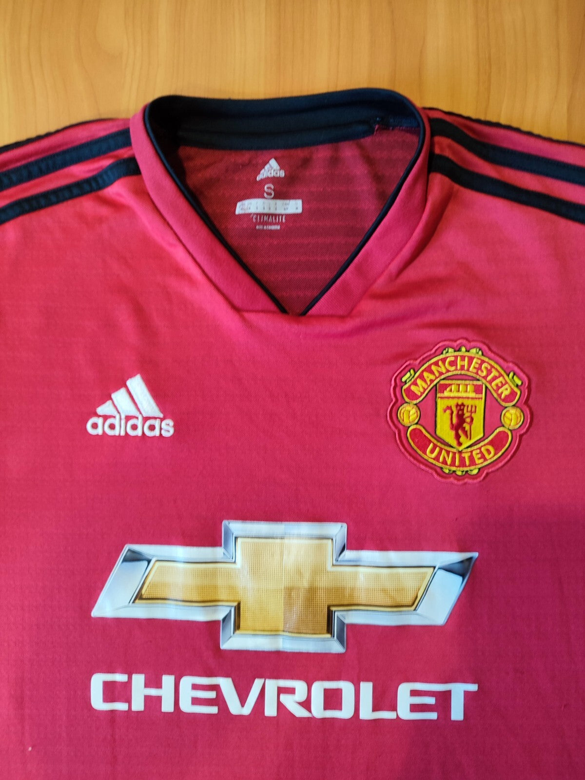 Manchester United 2018 2019 home Size S Adidas soccer shirt jersey football kit