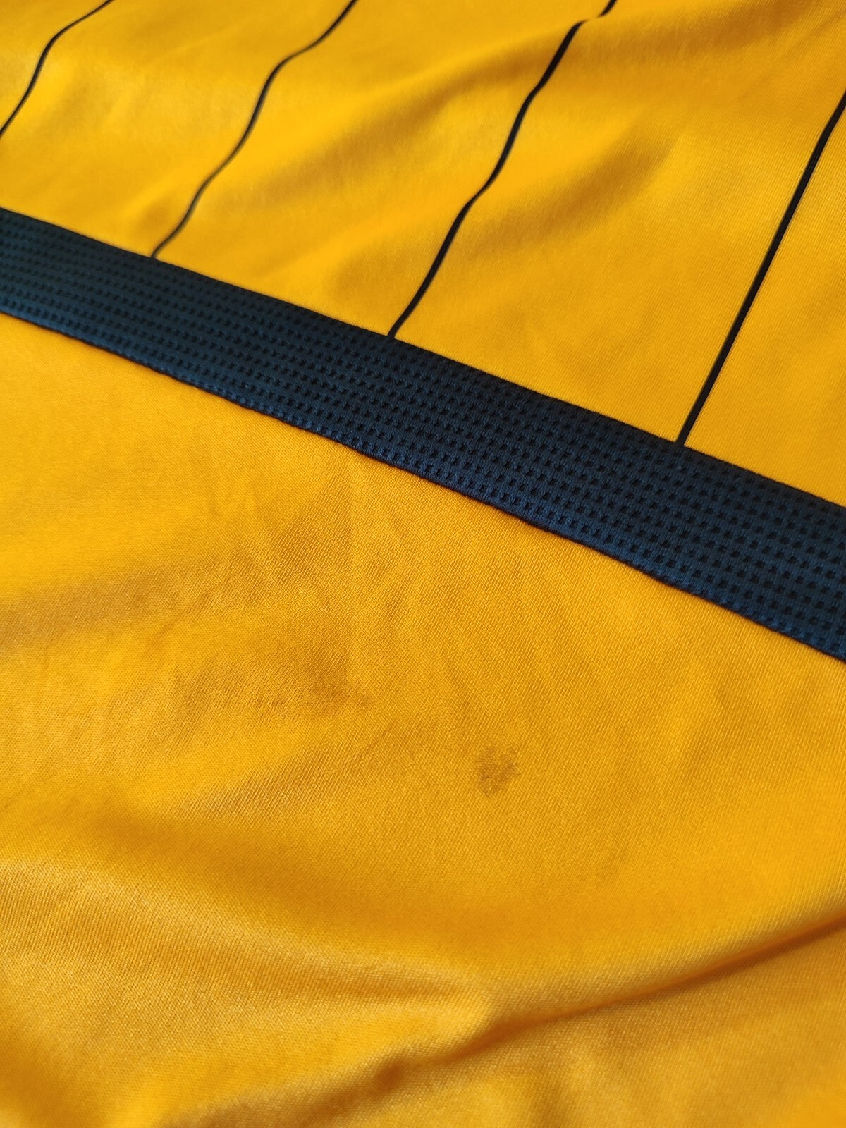 Hull City 2009 2010 home Size XL Umbro football shirt soccer jersey maillot kit