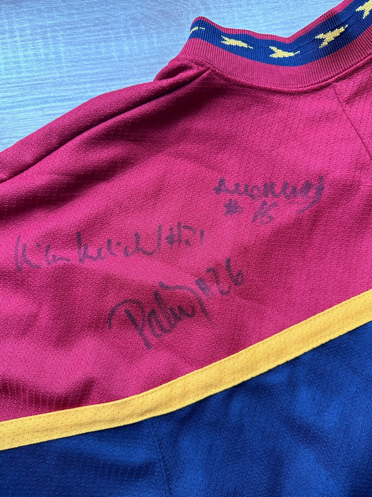 SIGNED Guildford Flames Size S ice hockey jersey shirt kit maillot trikot Small