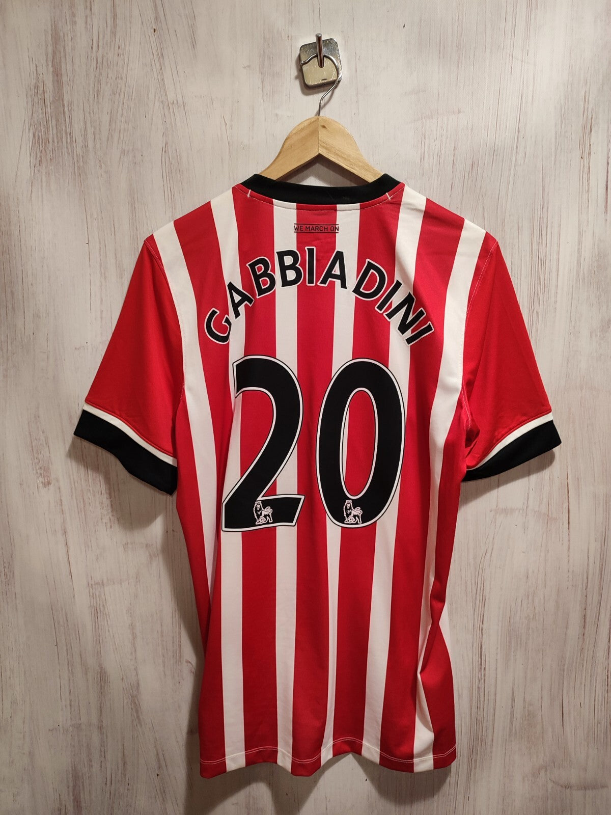 Southampton 2016 2017 home Size M Under Armour football shirt jersey Gabbiadini