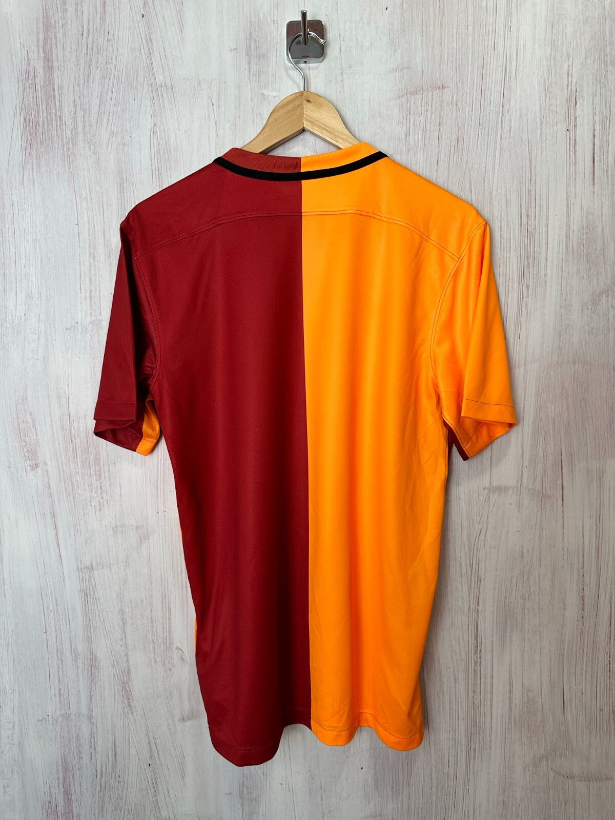 Galatasaray AS 2015 2016 home Sz M Nike football shirt soccer jersey maillot kit