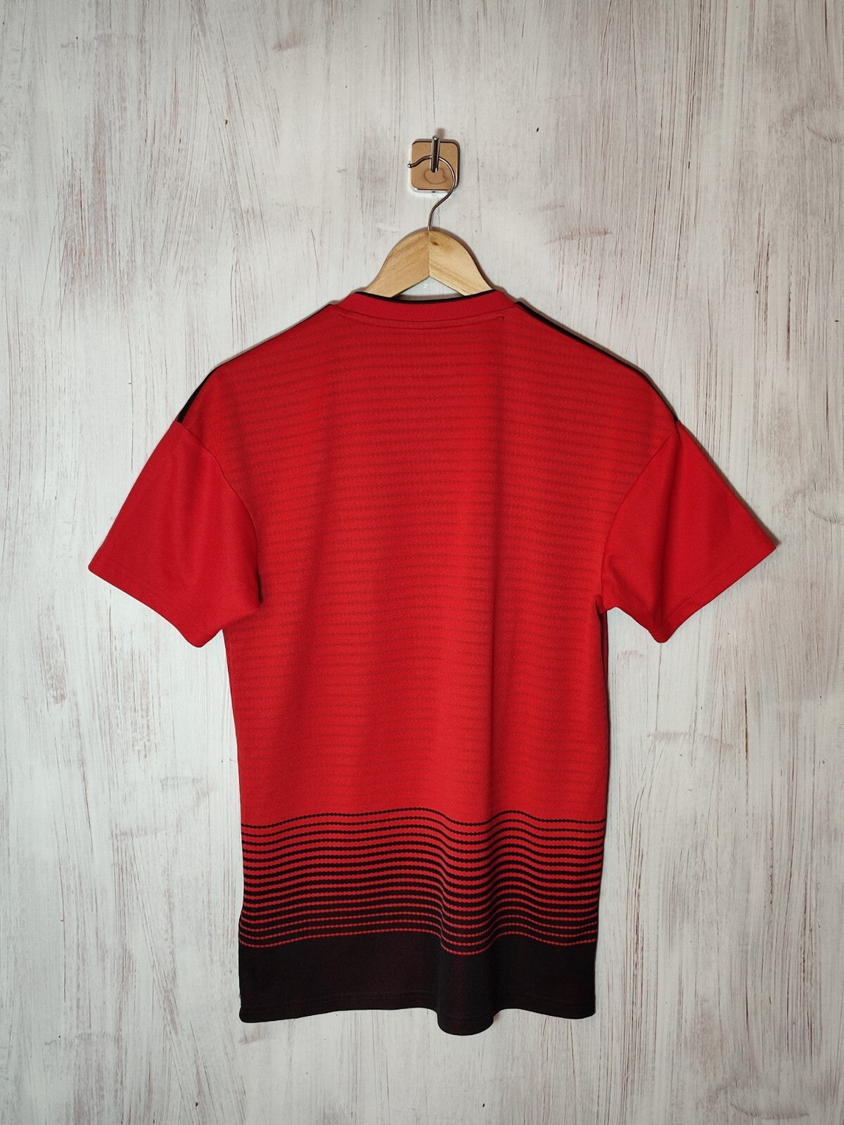 Manchester United 2018 2019 home Size S Adidas soccer shirt jersey football kit