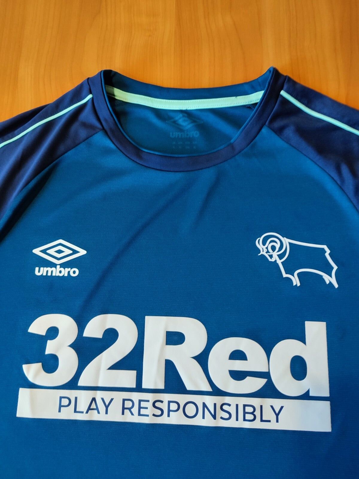 Derby County 2020 2021 away Size XL Umbro shirt jersey soccer football kit tee