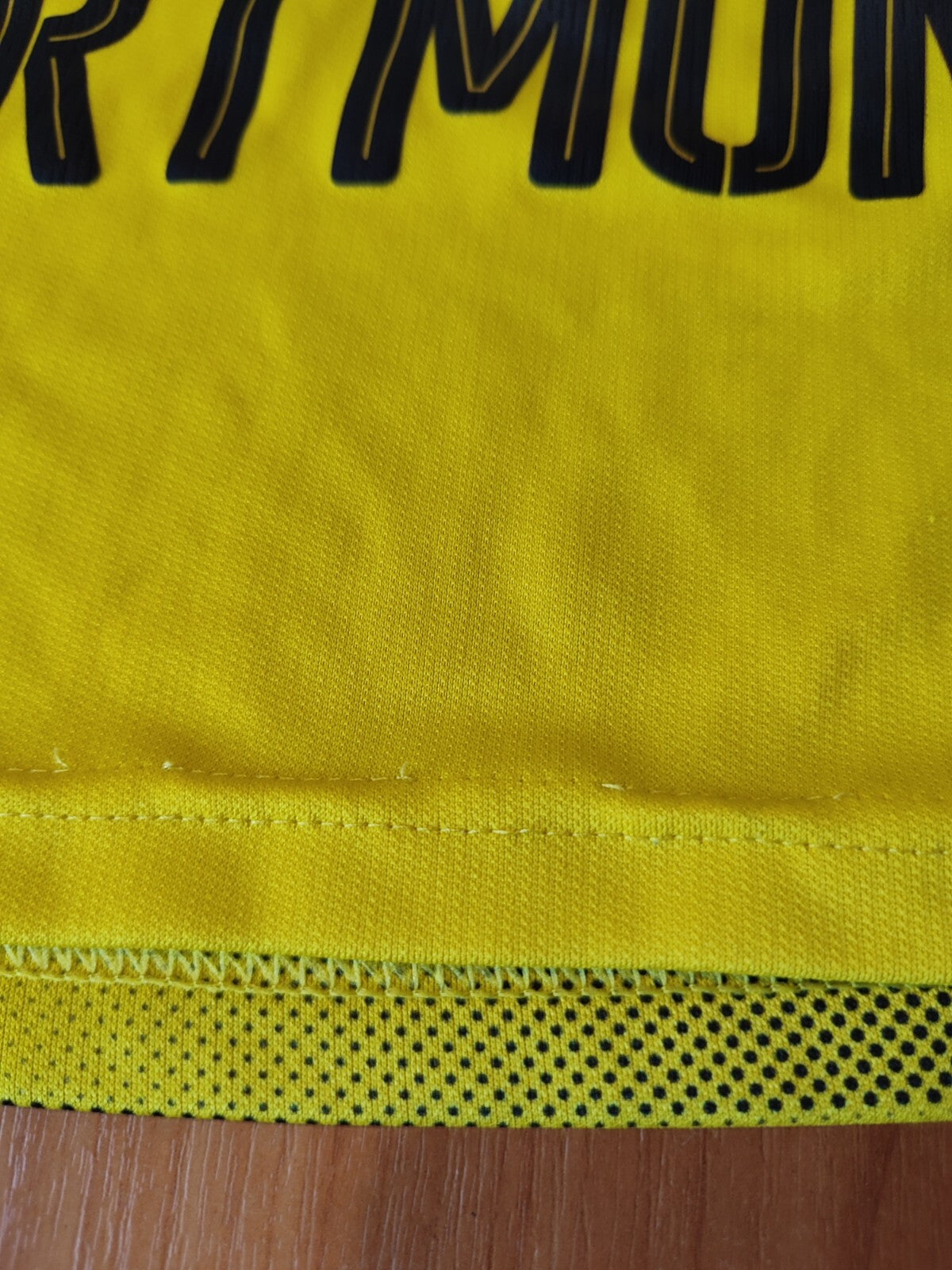 Borussia Dortmund 2017 2018 home Size S soccer jersey shirt football kit maillot