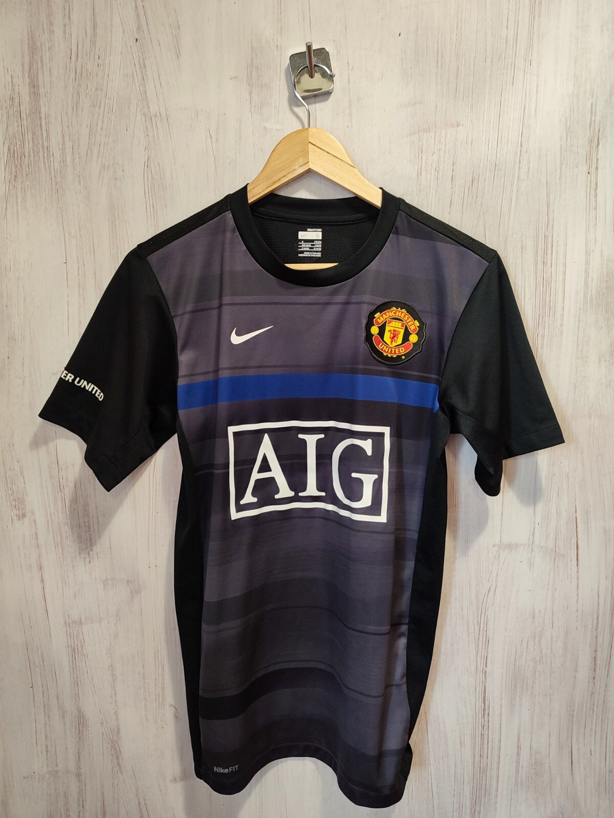 Manchester United 2009 2010 training Sz S Nike football shirt jersey soccer kit