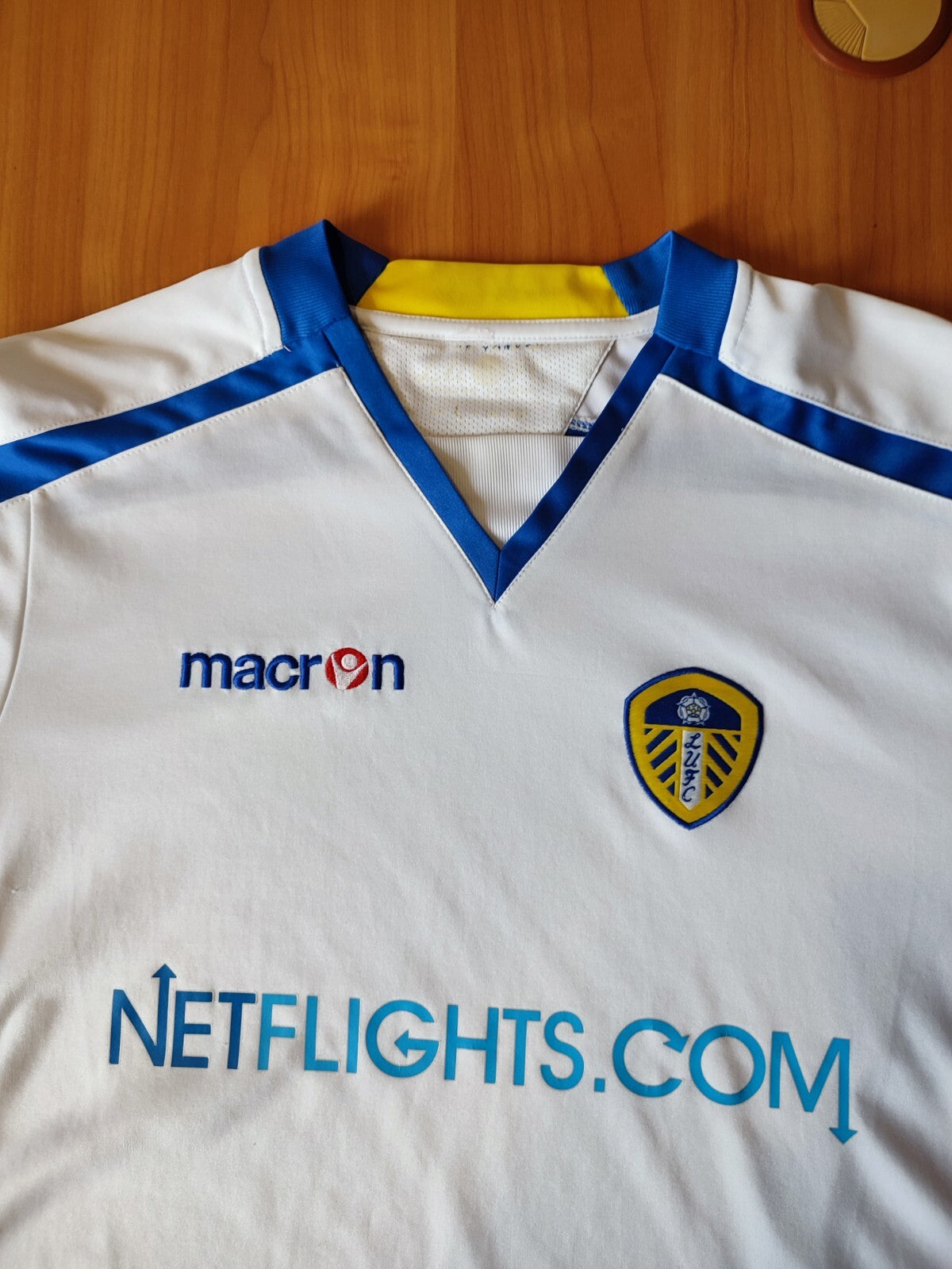 Leeds United 2008 2009 home Sz L Macron jersey shirt soccer football vintage kit