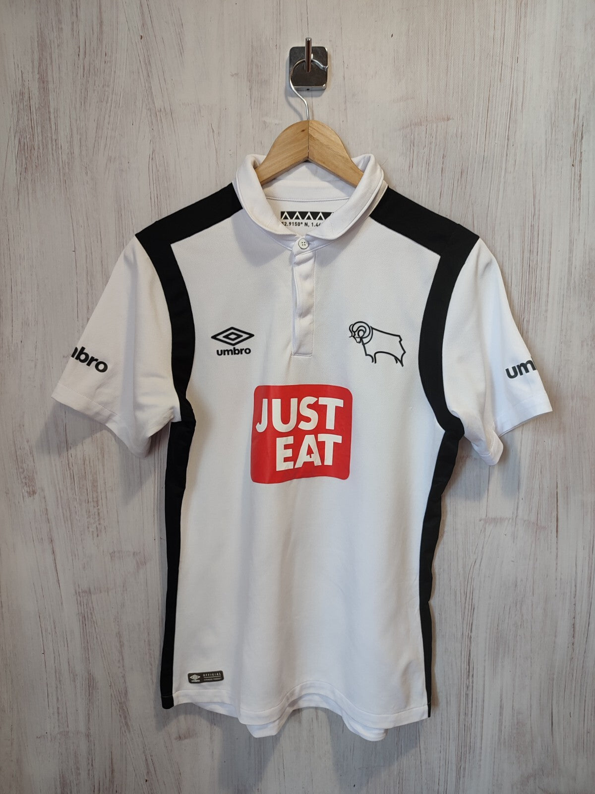 Derby County 2016 2017 home Sz S Umbro shirt jersey football soccer kit Johnson