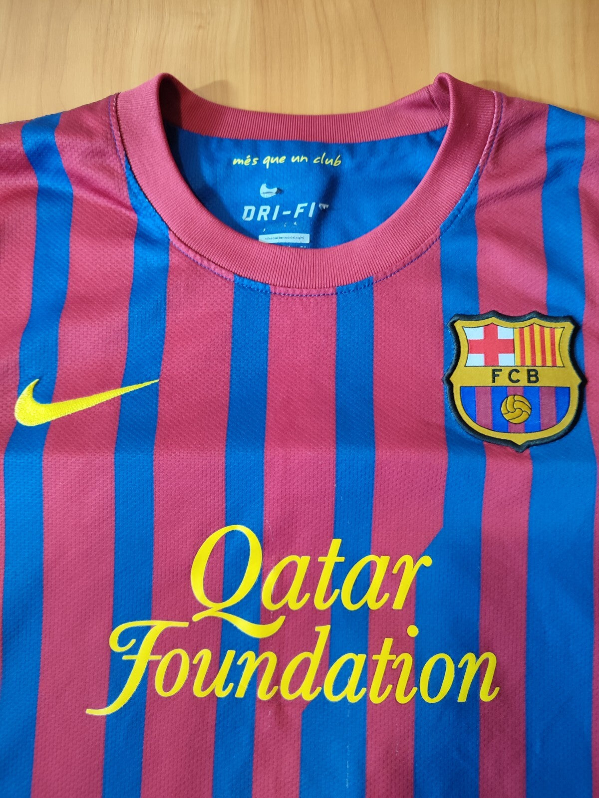 FC Barcelona 2011 2012 home Size S Nike shirt jersey Barca soccer fotball kit