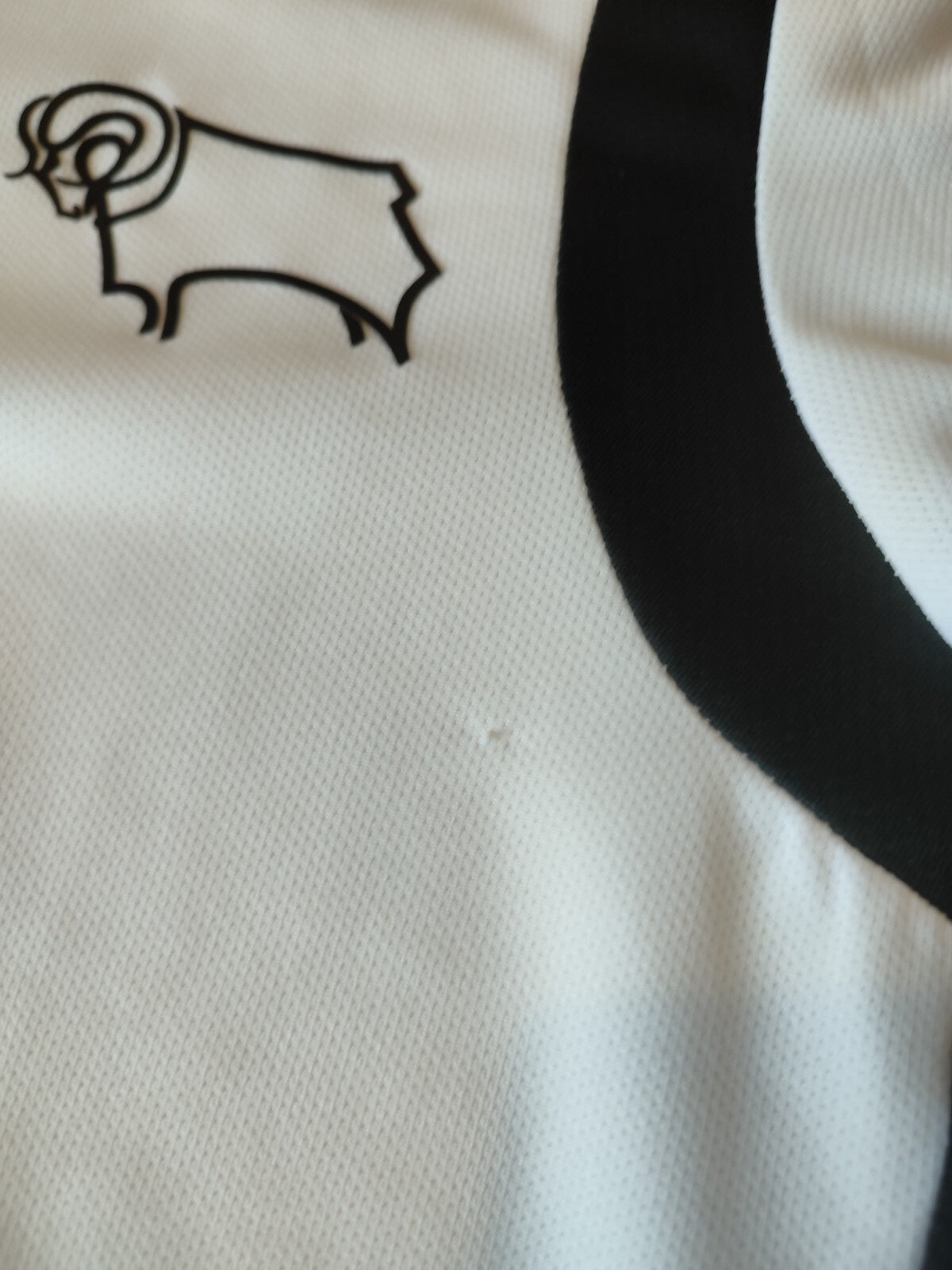 Derby County 2016 2017 home Sz S Umbro shirt jersey football soccer kit Johnson