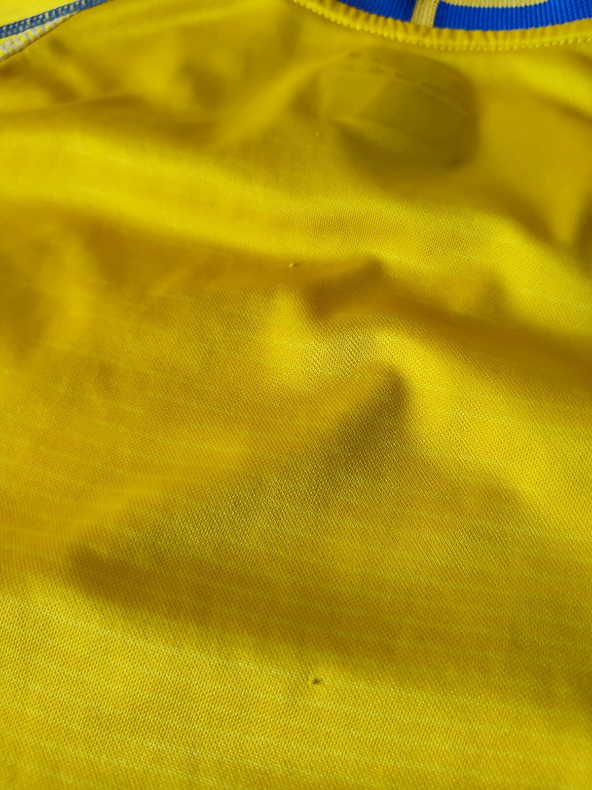 Sweden 2003 2004 2005 home Sz XLB 32/33" Umbro shirt jersey soccer football kit