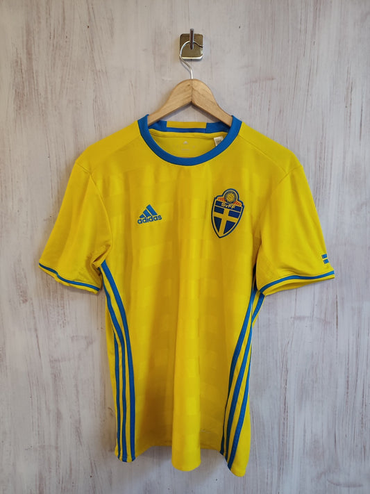 Sweden 2016 2017 home Size M Adidas shirt jersey soccer Sverige football kit tee