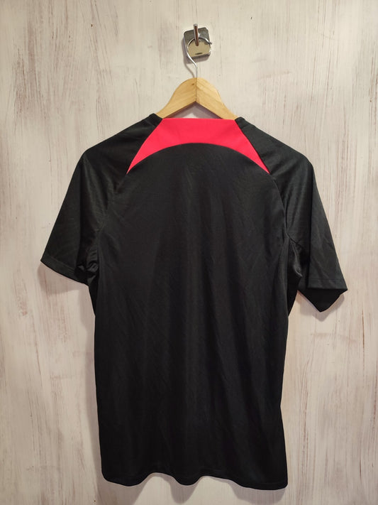 FC Liverpool 2022 2023 training Size M Nike shirt soccer football jersey kit tee