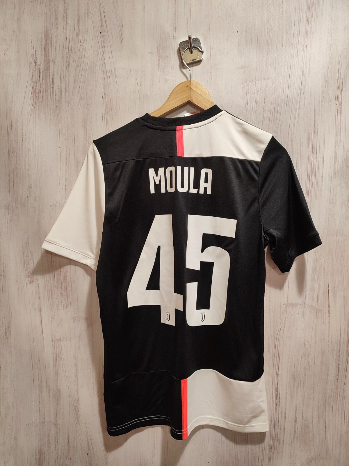 Kids 15-16y Juventus 2019 2020 home Size XL Adidas shirt jersey soccer football