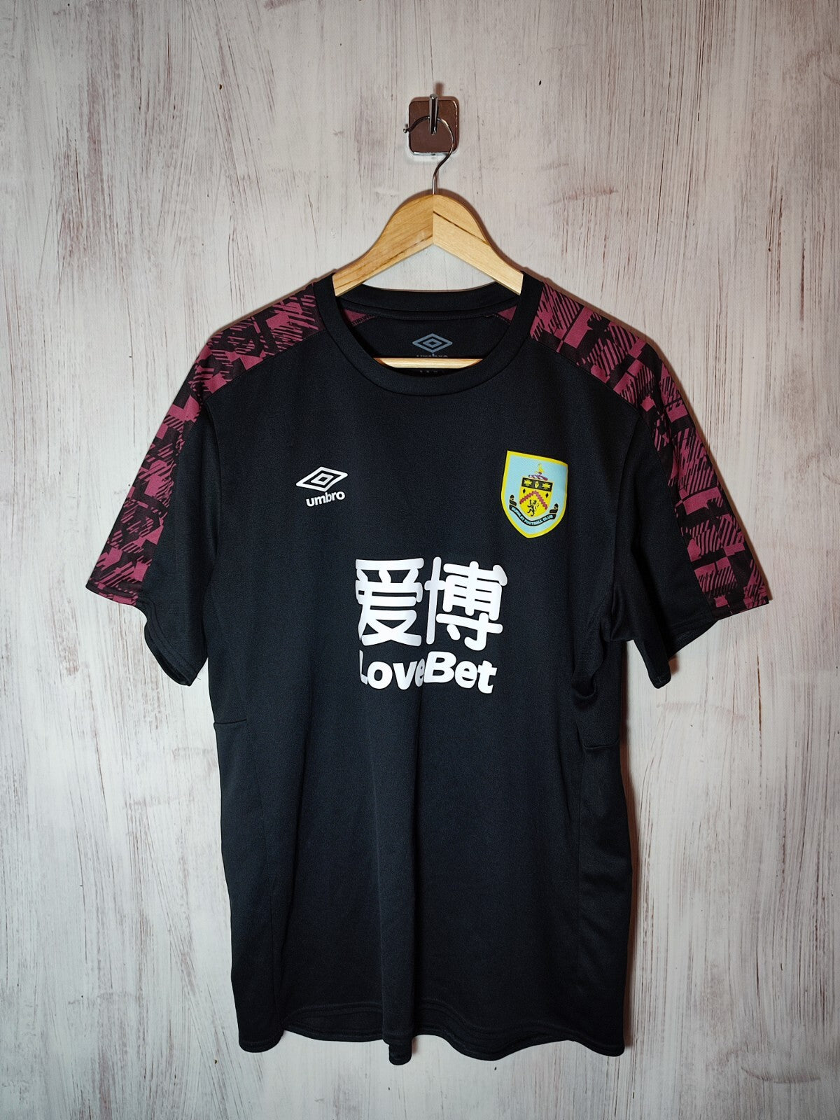 Burnley FC 2019 2020 Size XL Umbro football shirt soccer jersey maillot kit tee