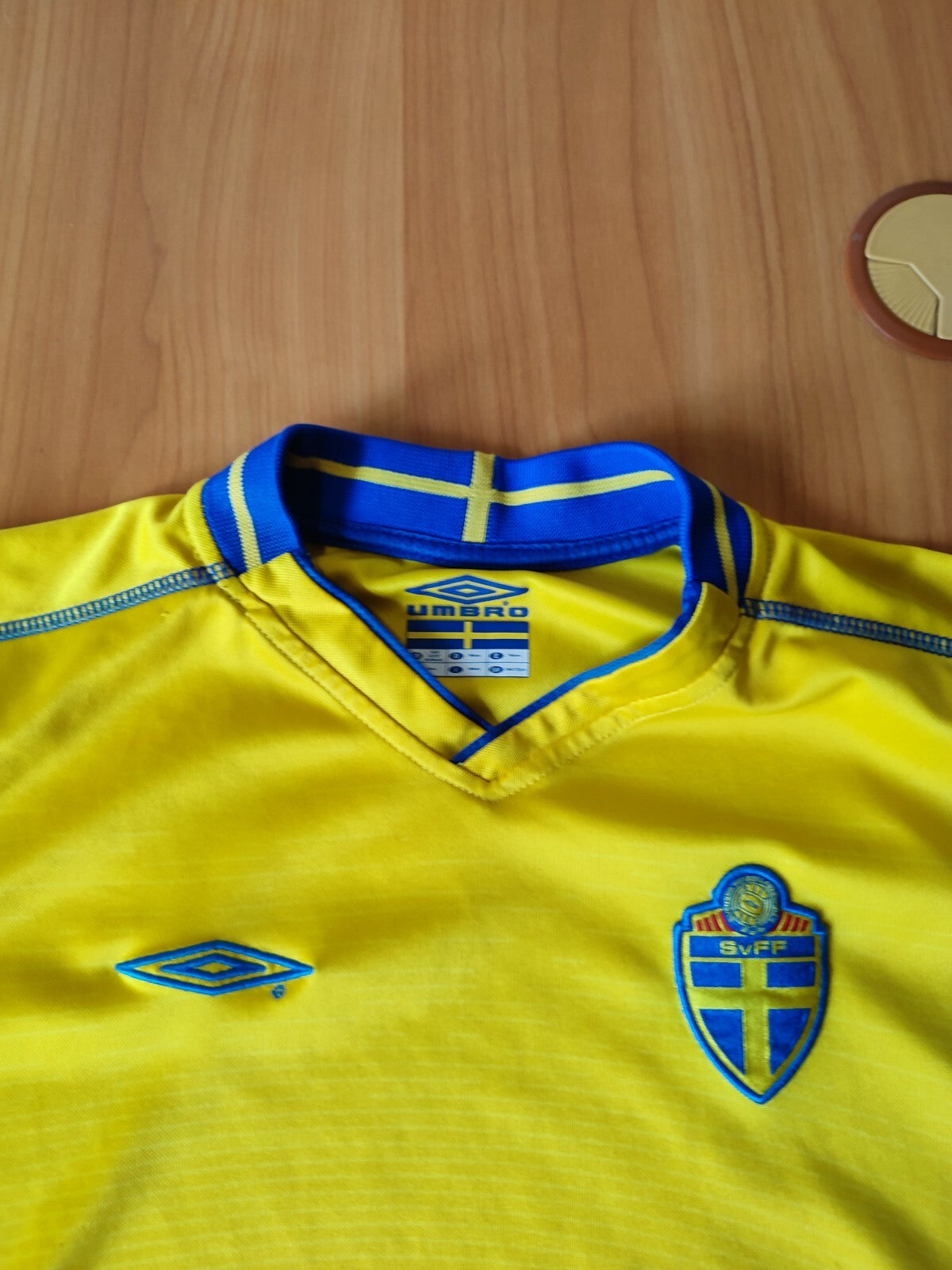 Sweden 2003 2004 2005 home Sz XLB 32/33" Umbro shirt jersey soccer football kit