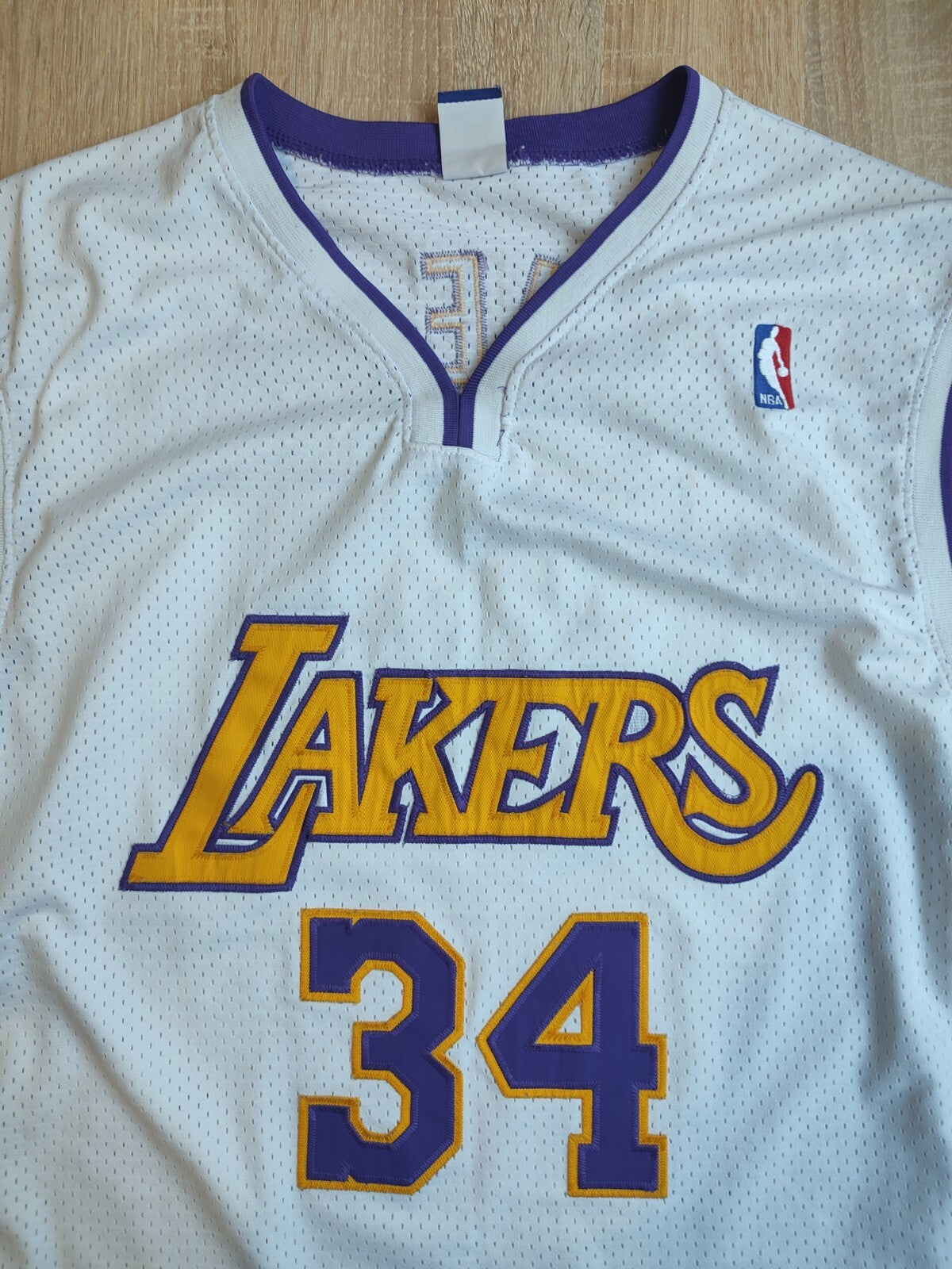 AUTHENTIC Los Angeles Lakers Shaquille O'Neal Sz L jersey shirt kit Champion 44