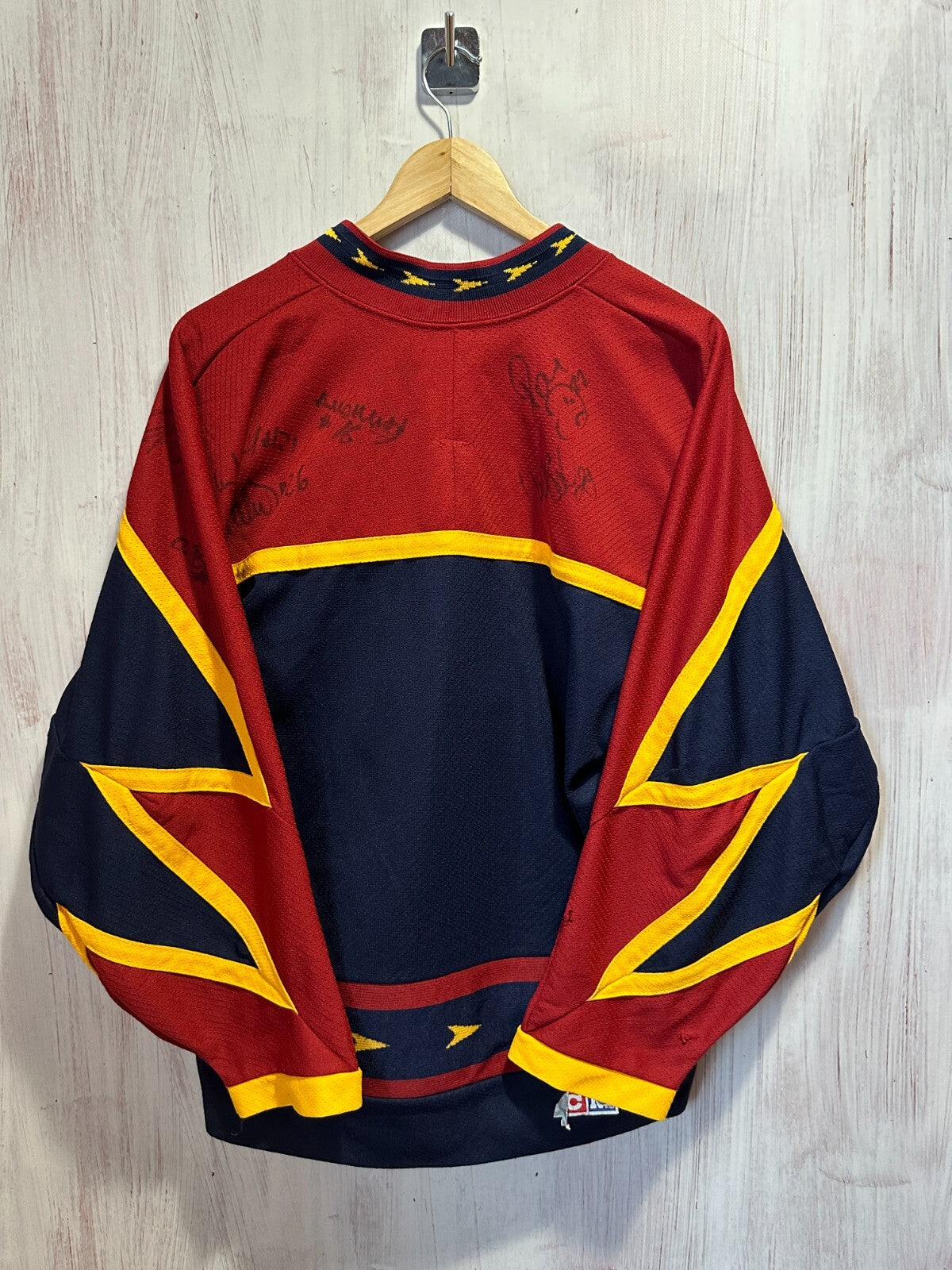 SIGNED Guildford Flames Size S ice hockey jersey shirt kit maillot trikot Small