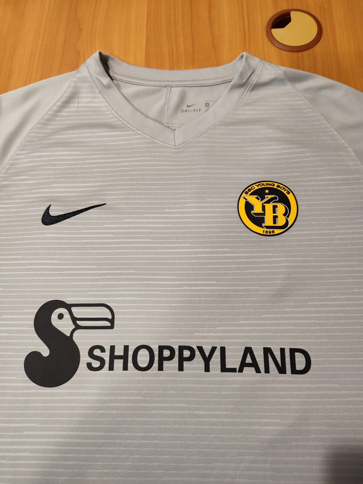 BSC Young boys 2019 2020 goalkeeper away Size XL jersey football GK Von Ballmoos