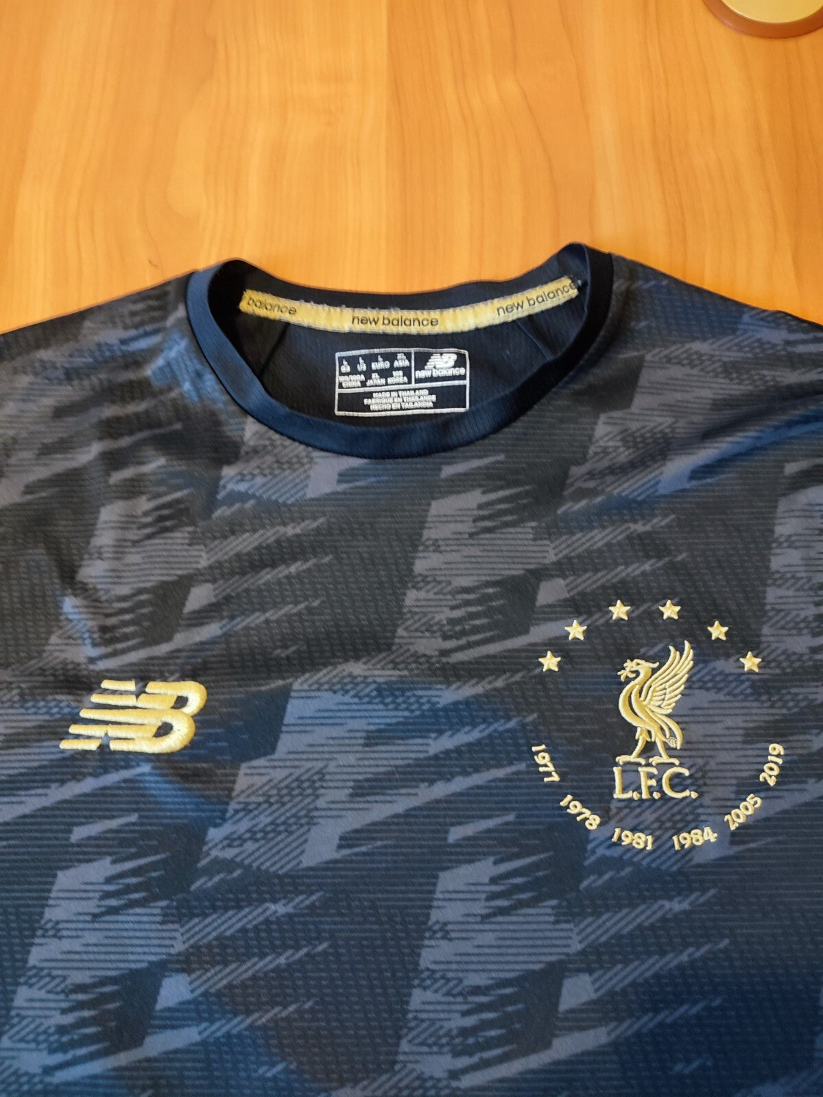 Liverpool 2018 2019 training Size M New Balance shirt soccer football jersey kit
