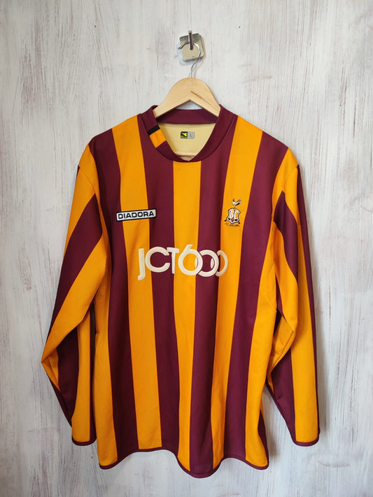 Bradford City 2004 2005 home Size L Diadora soccer jersey shirt football kit L/S