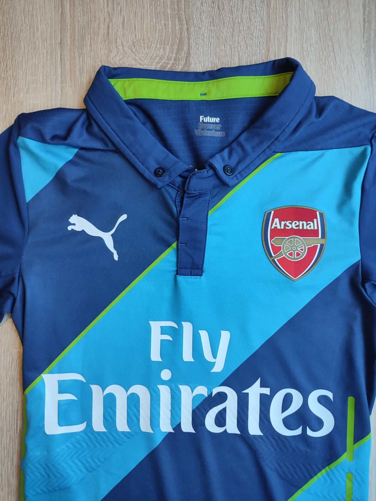 AUTHENTIC Arsenal London 2014 2015 Cup Size S Puma soccer shirt jersey 3rd Third