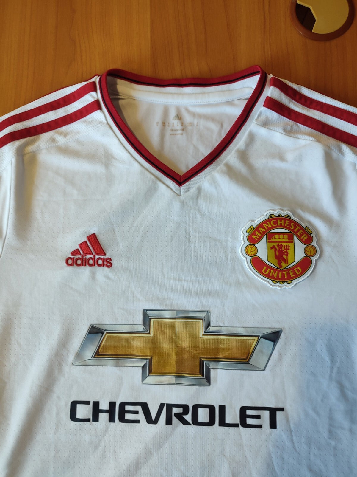 Manchester United 2015 2016 away Size M Adidas shirt jersey soccer football kit