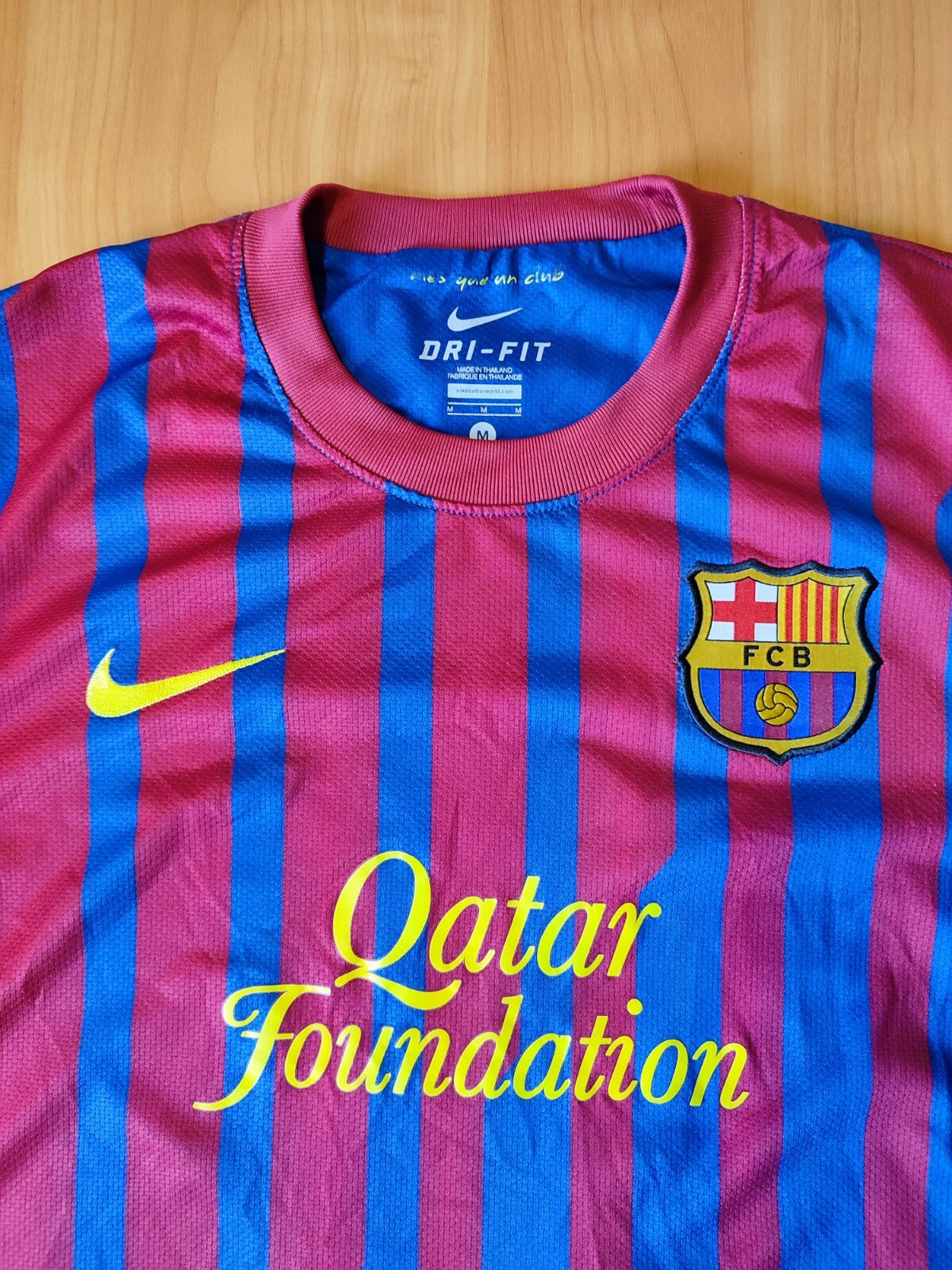 FC Barcelona 2011 2012 home Sz M Nike shirt jersey soccer football kit tee Xavi