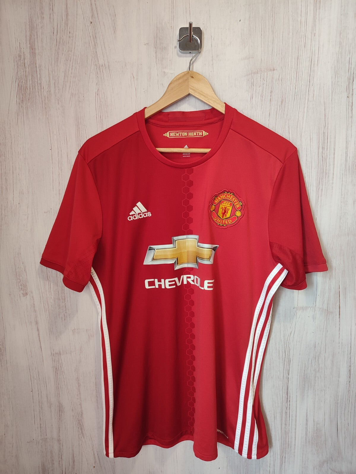 Manchester United 2016 2017 home Size L Adidas football soccer shirt jersey kit