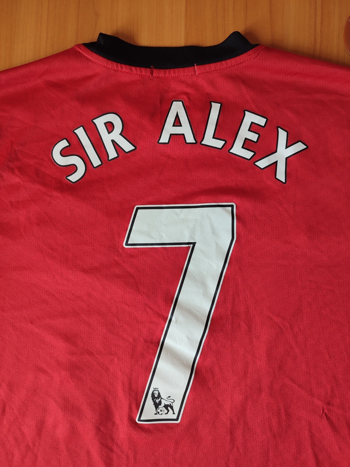 Manchester United 2009 2010 home Sz L Nike soccer kit shirt jersey Alex Ferguson