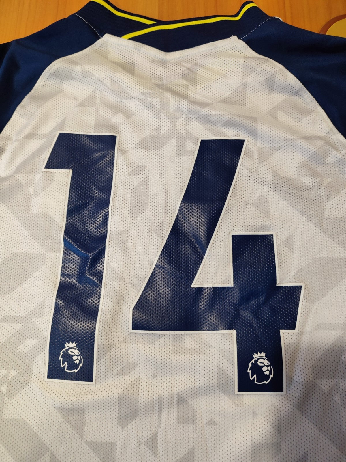 AUTHENTIC Tottenham Hotspur U16 2020 2021 home Sz M shirt jersey soccer football