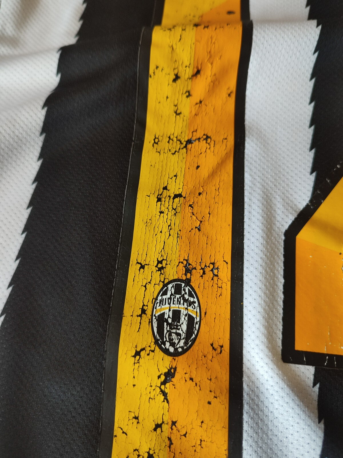 Juventus 2010 2011 home Sz S Nike shirt jersey maillot soccer football Aquilani