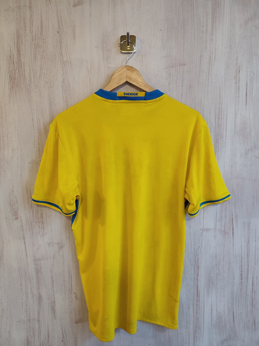 Sweden 2016 2017 home Size M Adidas shirt jersey soccer Sverige football kit tee