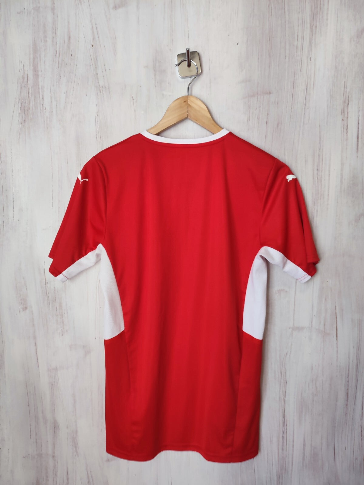 Barnsley FC 2021 2022 home Puma Sz S shirt jersey soccer football kit tee trikot