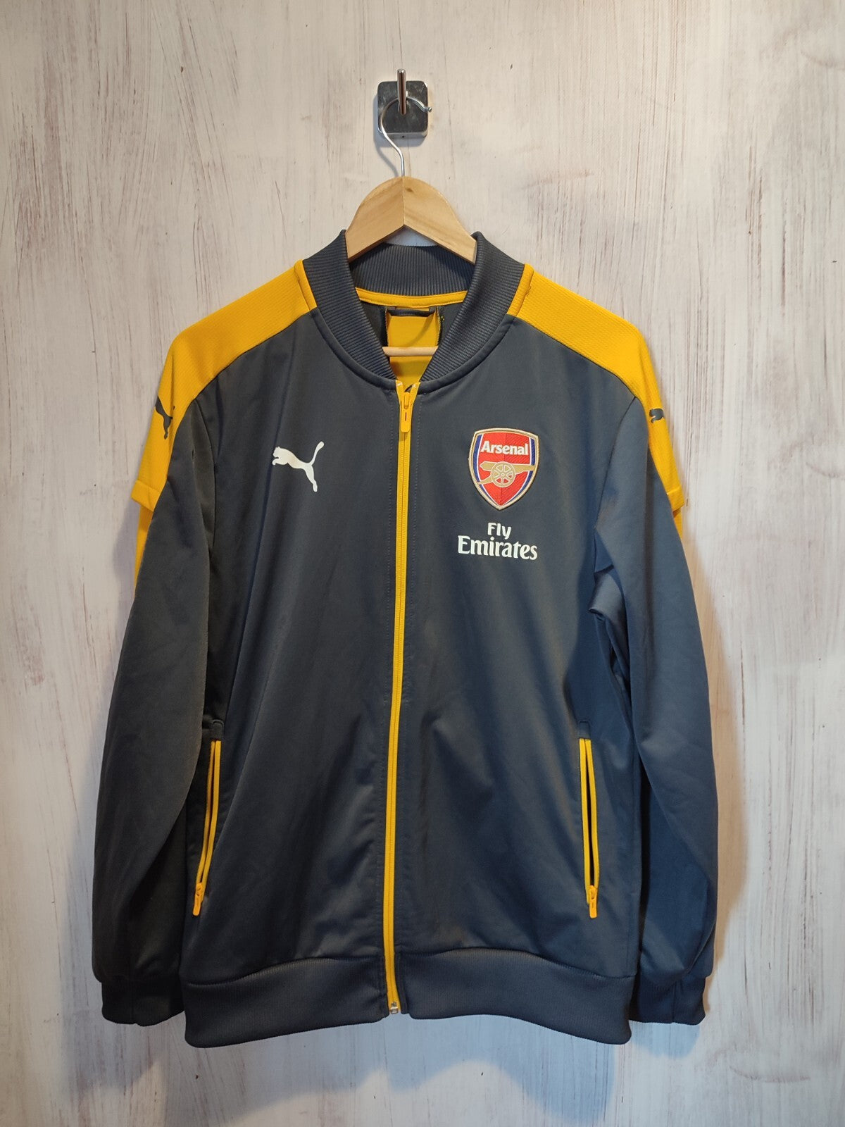 Arsenal London 2016 2017 training Size M Puma jacket top zip soccer football kit