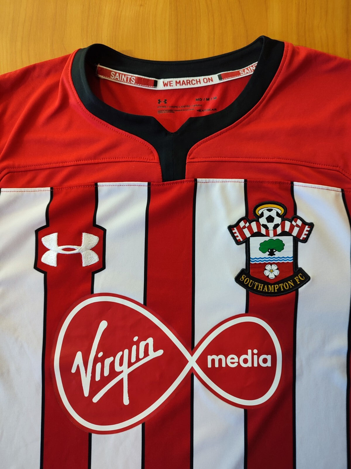 FC Southampton 2018 2019 home Sz M football soccer shirt jersey kit Under Armour