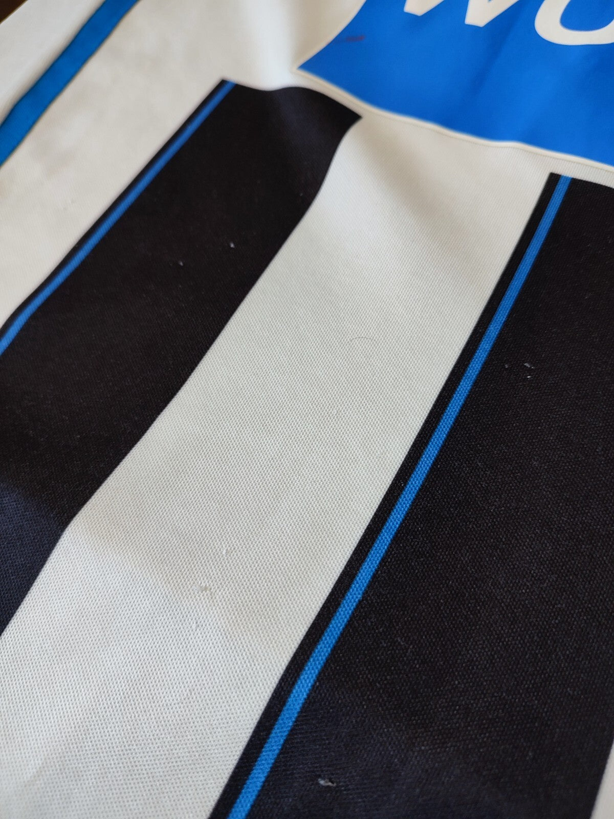 Newcastle United 2013 2014 home Size L Puma football soccer shirt jersey kit tee