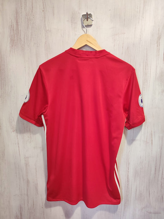 Manchester United 2016 2017 home Size M Adidas football soccer shirt jersey kit