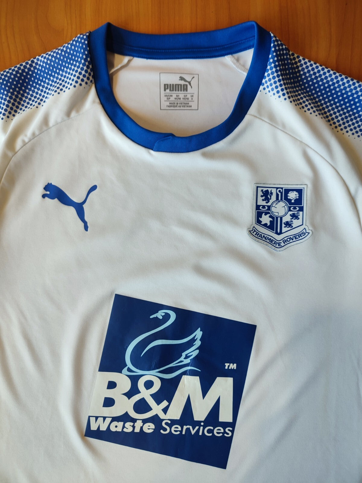 Tranmere Rovers FC 2017 2018 home Sz S Puma soccer shirt jersey football kit tee