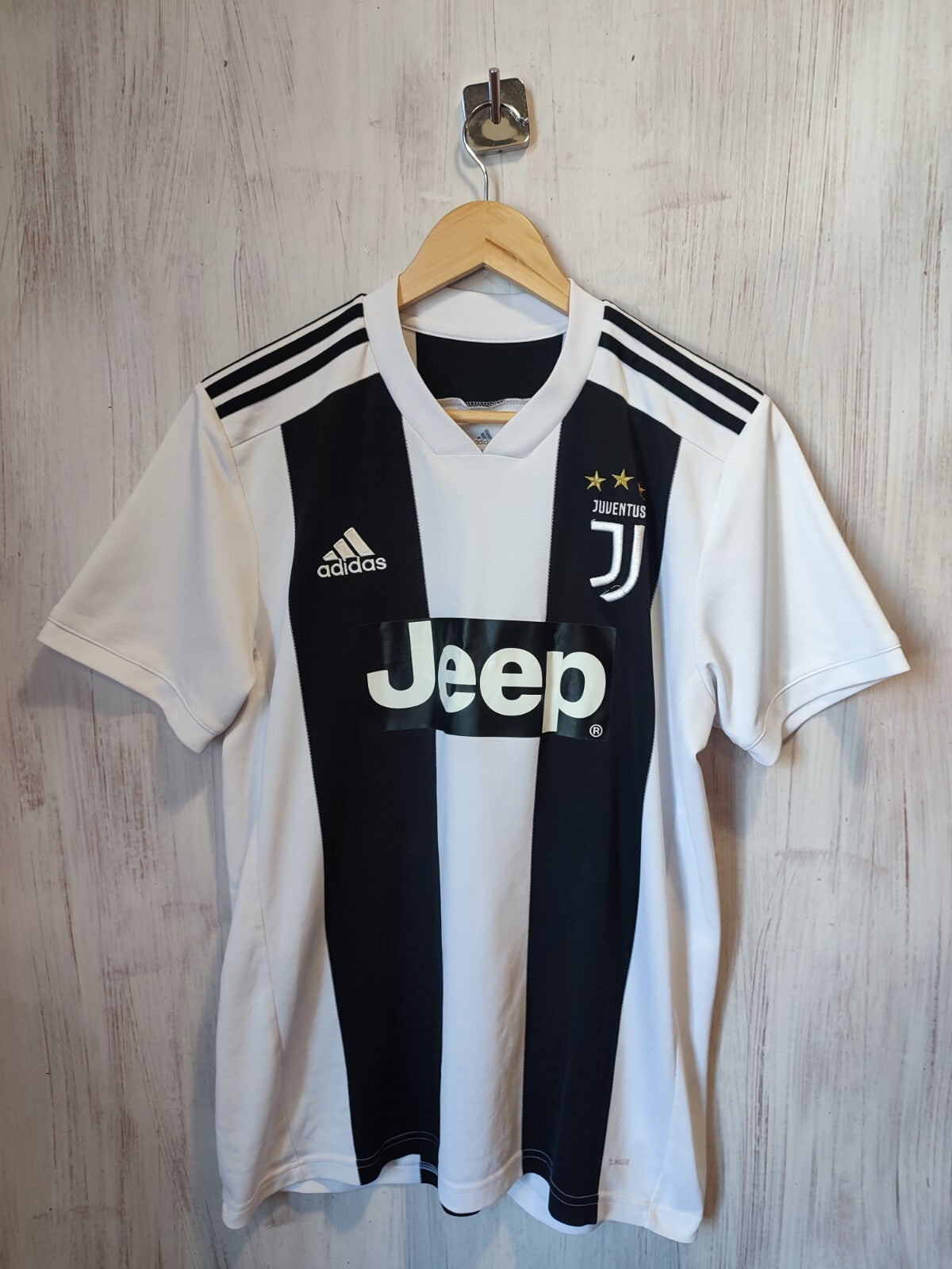 Juventus 2018 2019 home Sz M Adidas shirt jersey soccer football kit tee Ronaldo