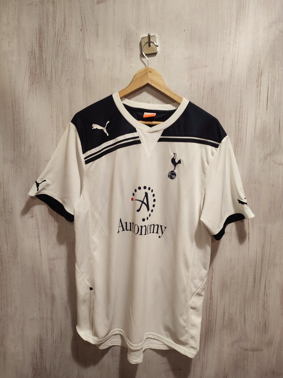 Tottenham Hotspur 2010 2011 home Sz L Puma shirt jersey soccer football kit tee