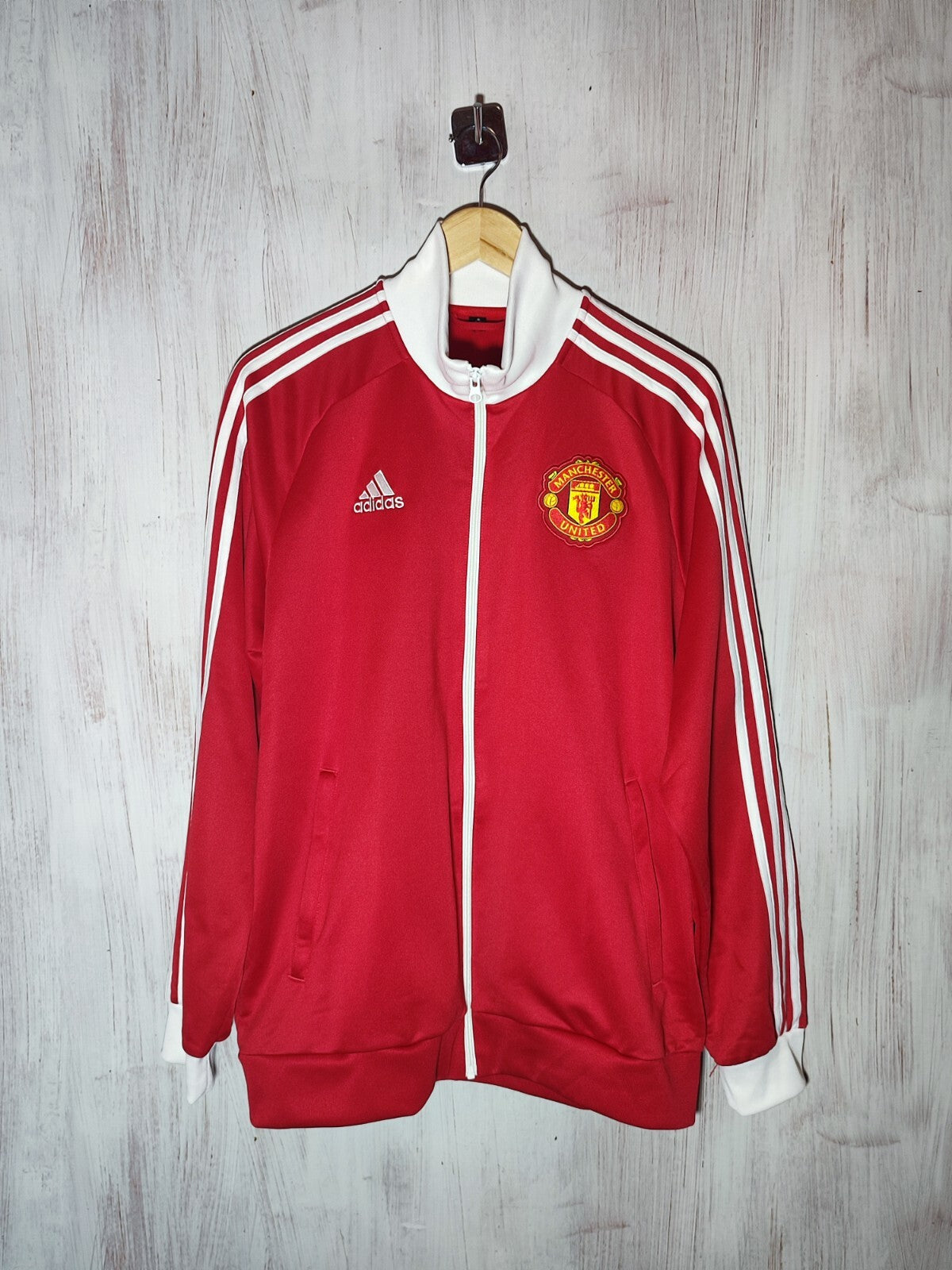 Manchester United 2022 2023 Size L soccer kit football jacket zip suit training