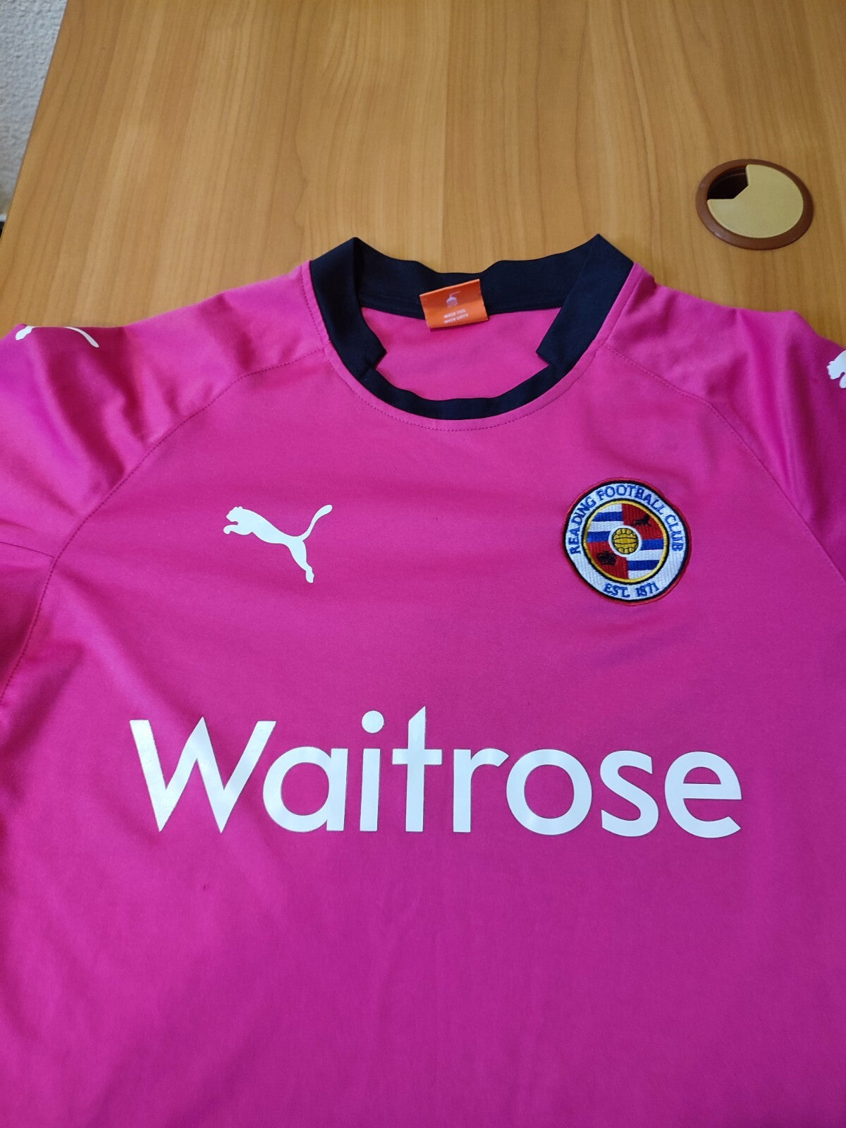 FC Reading 2014 2015 goalkeeper Size S Puma football shirt jersey soccer kit L/S