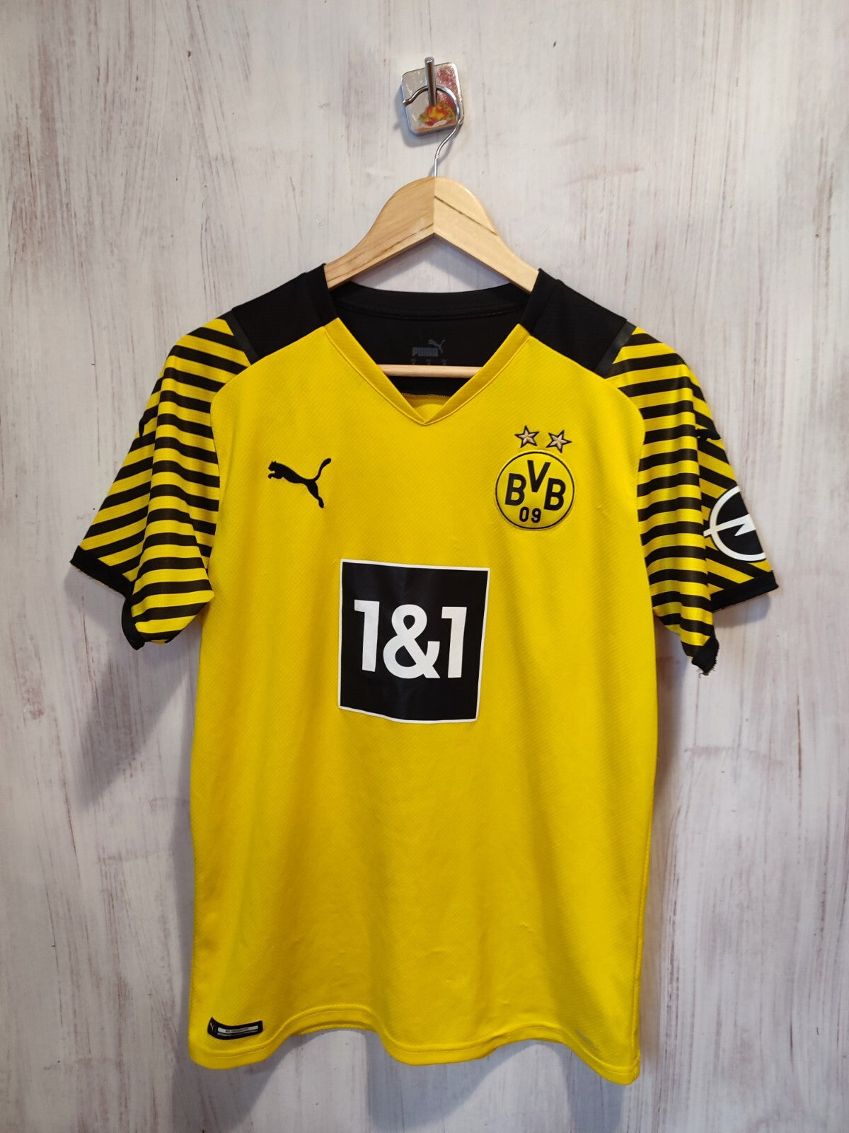 Borussia Dortmund 2021 2022 home Sz M BVB Puma jersey shirt football kit soccer