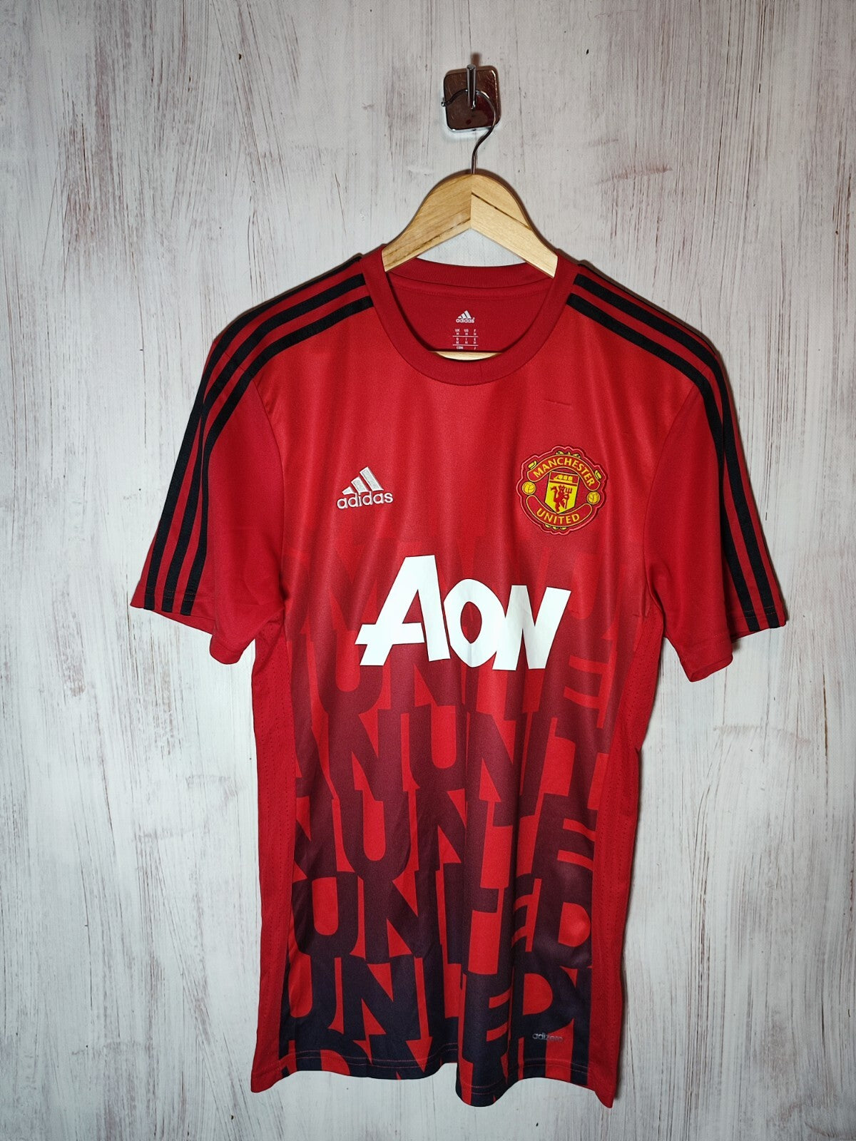 Manchester United 2015 2016 training Size M Adidas soccer shirt football kit tee