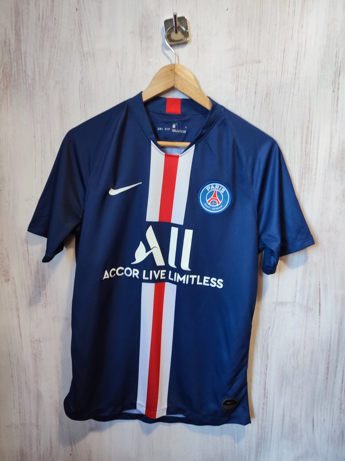 Paris Saint-Germain 2019 2020 home Sz M jersey shirt soccer football kit tee PSG