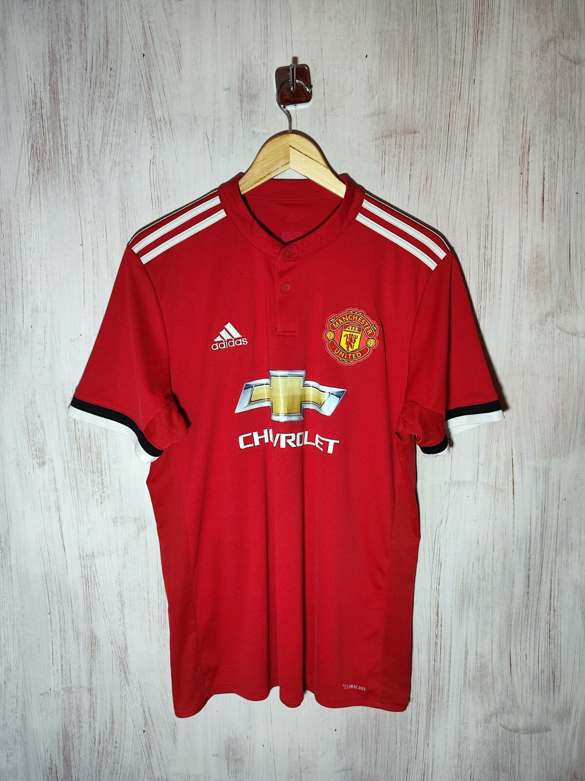 Manchester United 2017 2018 home Size M Adidas soccer shirt jersey football kit