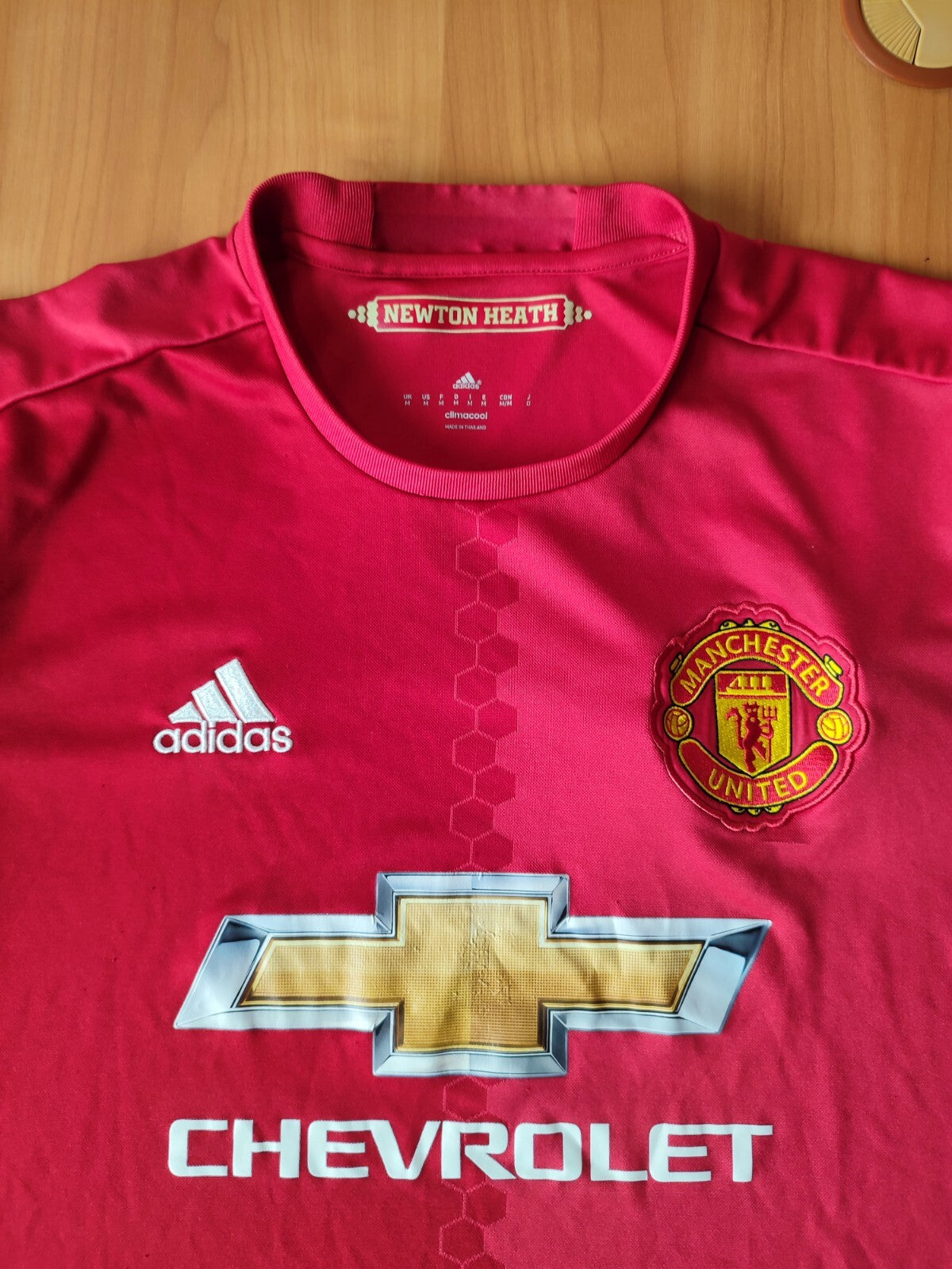 Manchester United 2015 2016 home Size M Adidas soccer shirt jersey football kit