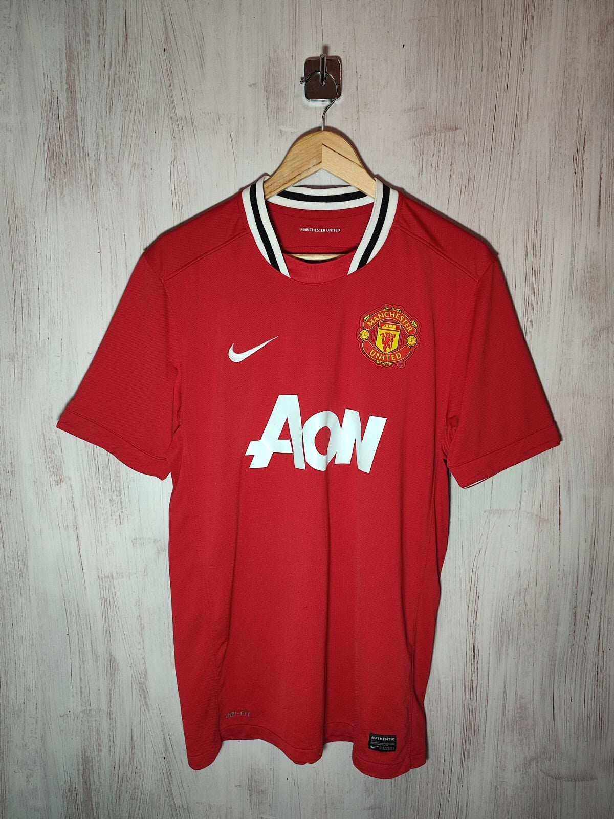 Manchester United 2011 2012 home Size L shirt jersey football soccer kit tee