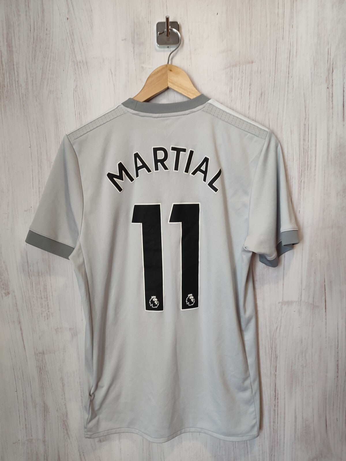 Manchester United 2017 2018 3rd Sz S football shirt jersey kit tee third Martial